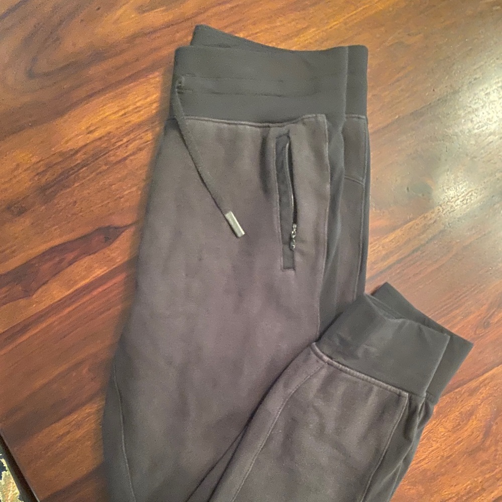 Black lululemon joggers